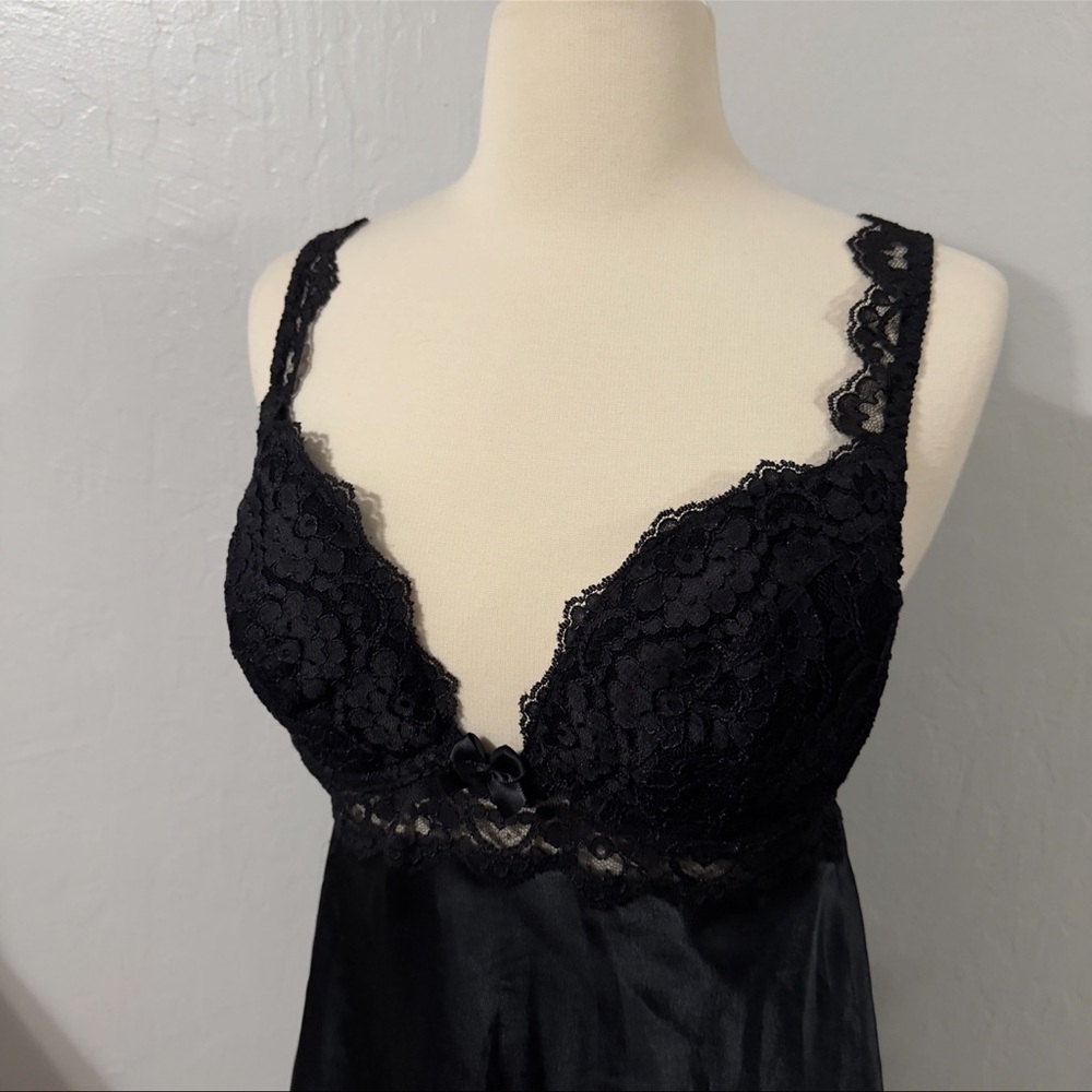 Vintage 1980’s Victoria’s Secret Satin & Lace Lingerie - Picture 2 of 8